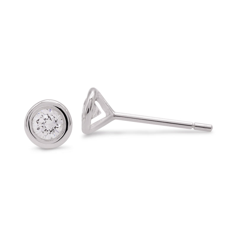 18 Carat White Gold Diamond Stud Earrings