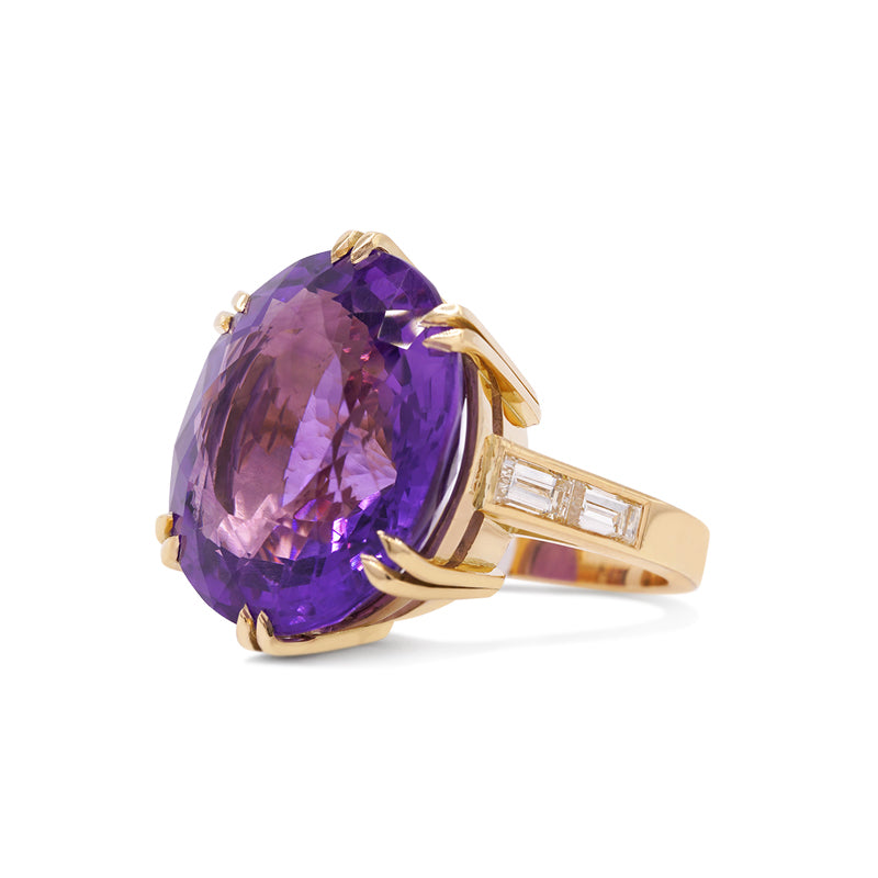 18 Carat Yellow Gold Amethyst & Diamond Dress Ring