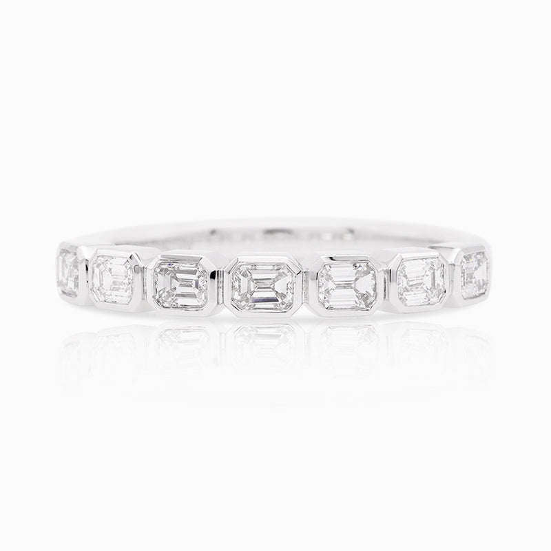 18 Carat White Gold Emerald Cut Diamond Ring