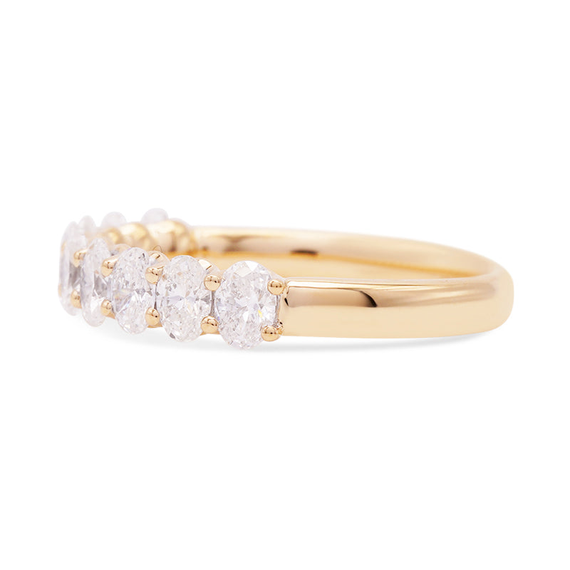 18 Carat Yellow Gold Oval Cut Diamond Ring