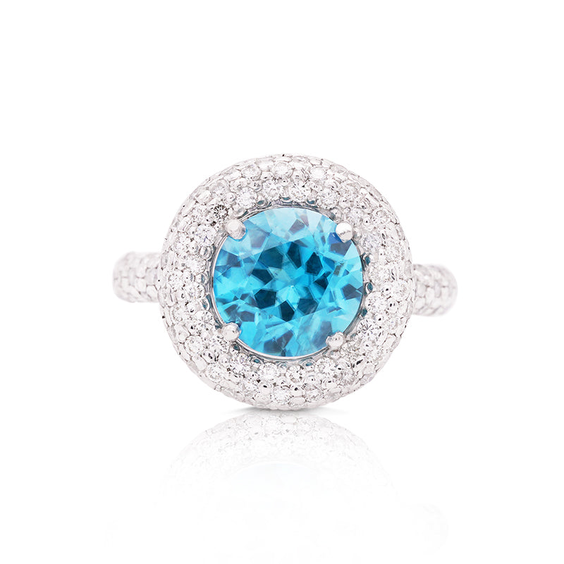 18 Carat White Gold Blue Zircon and Diamond Dress Ring