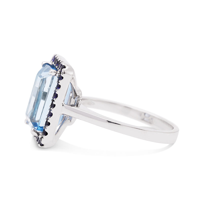 18 Carat White Gold Aquamarine and Sapphire Dress Ring