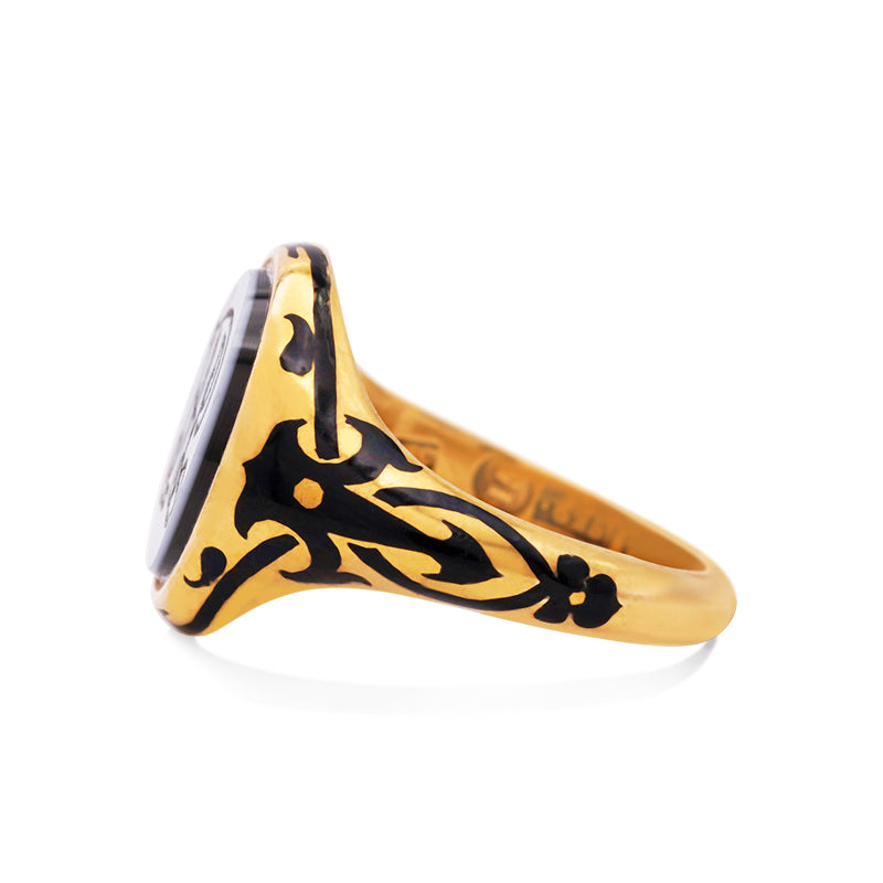 15 Carat Yellow Gold Agate Signet Ring