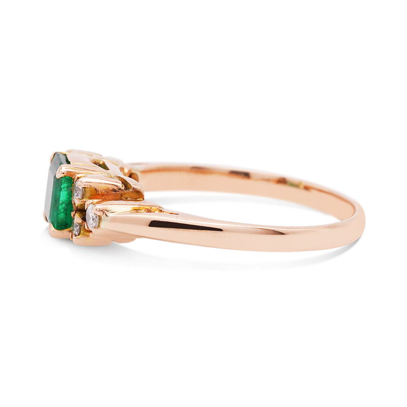 14 Carat Yellow Gold Art Deco Emerald & Diamond Ring