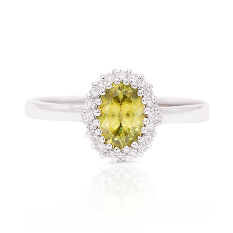 18 Carat White Gold Peridot and Diamond Ring