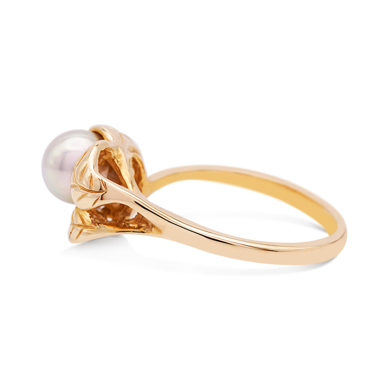 14 Carat Yellow Gold Leaf-Design Pearl & Diamond Ring