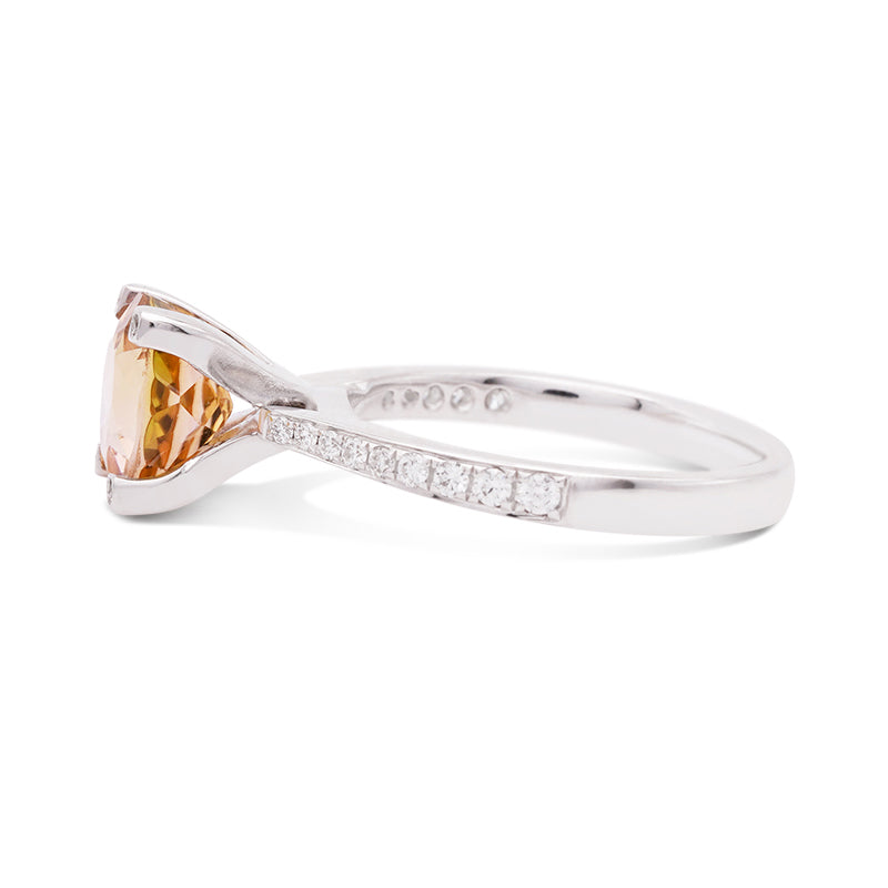 18 Carat White Gold Andalusite
