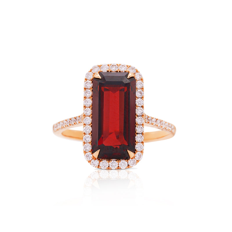 18 Carat Yellow Gold Garnet and Diamond Dress Ring