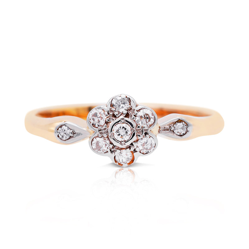 18 Carat Yellow Gold Diamond Daisy Cluster Ring