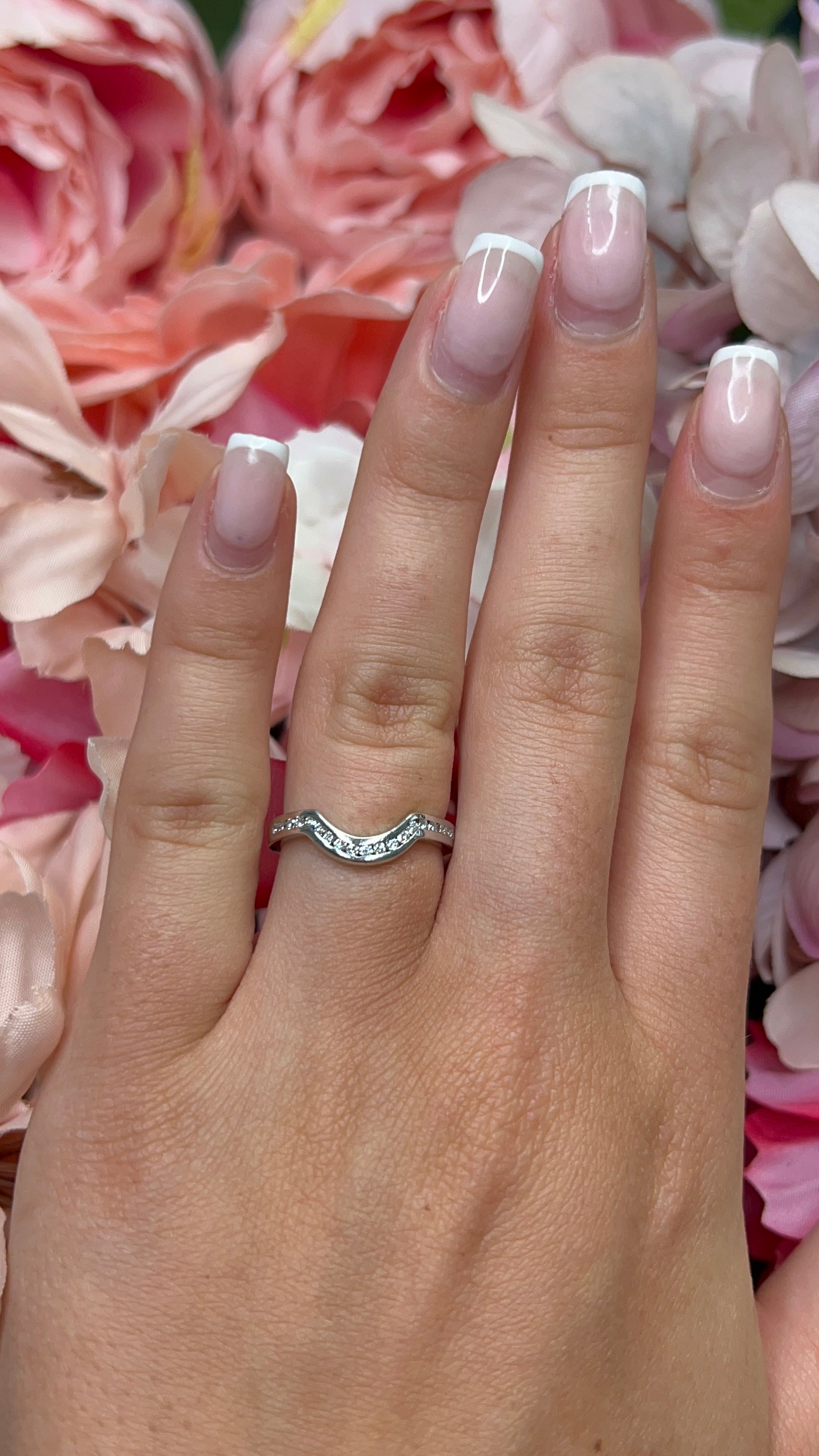 9 Carat White Gold Diamond Shaped Half Eternity Ring