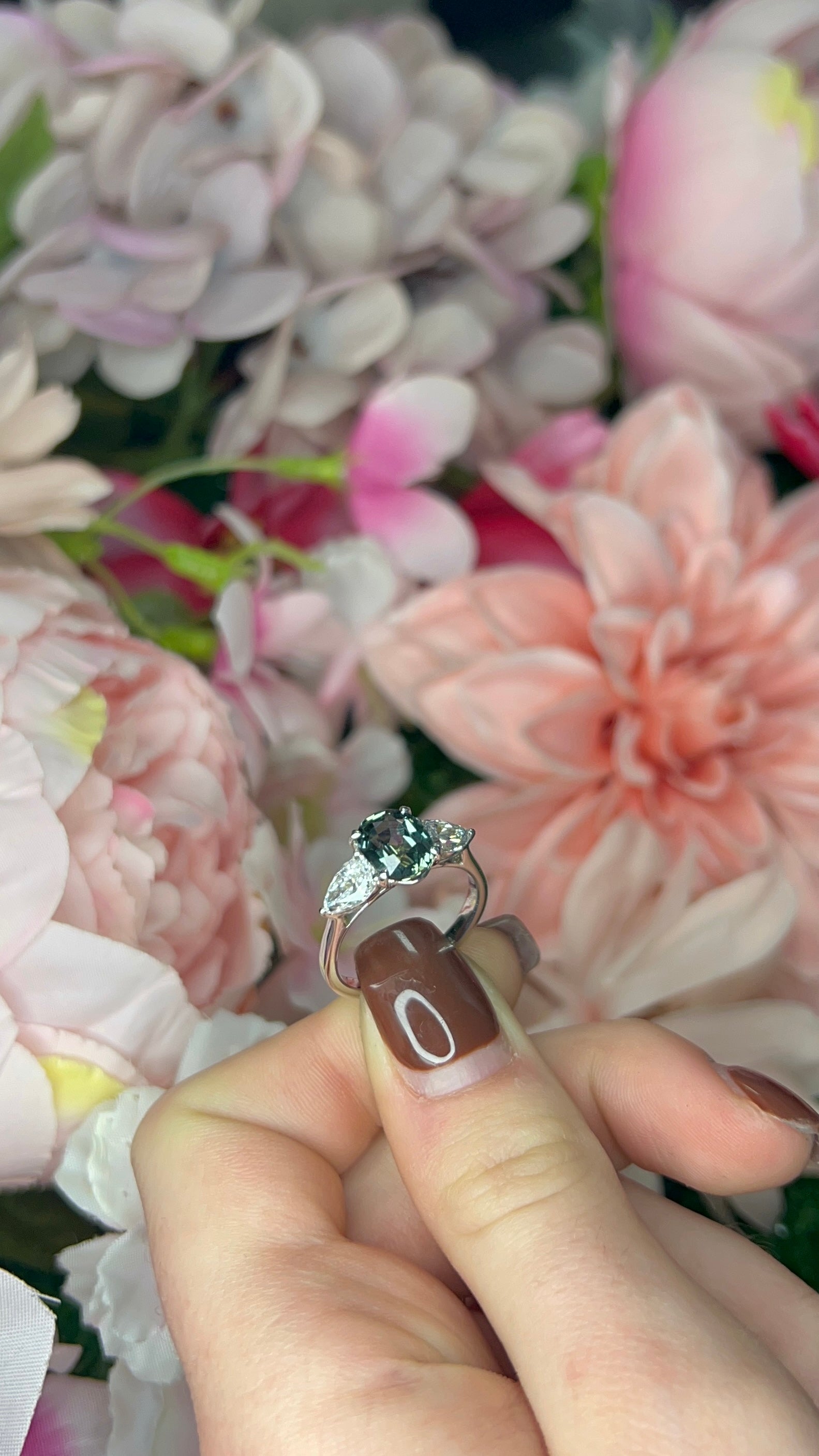 18 Carat White Gold Green Sapphire and Laboratory Grown Diamond Ring