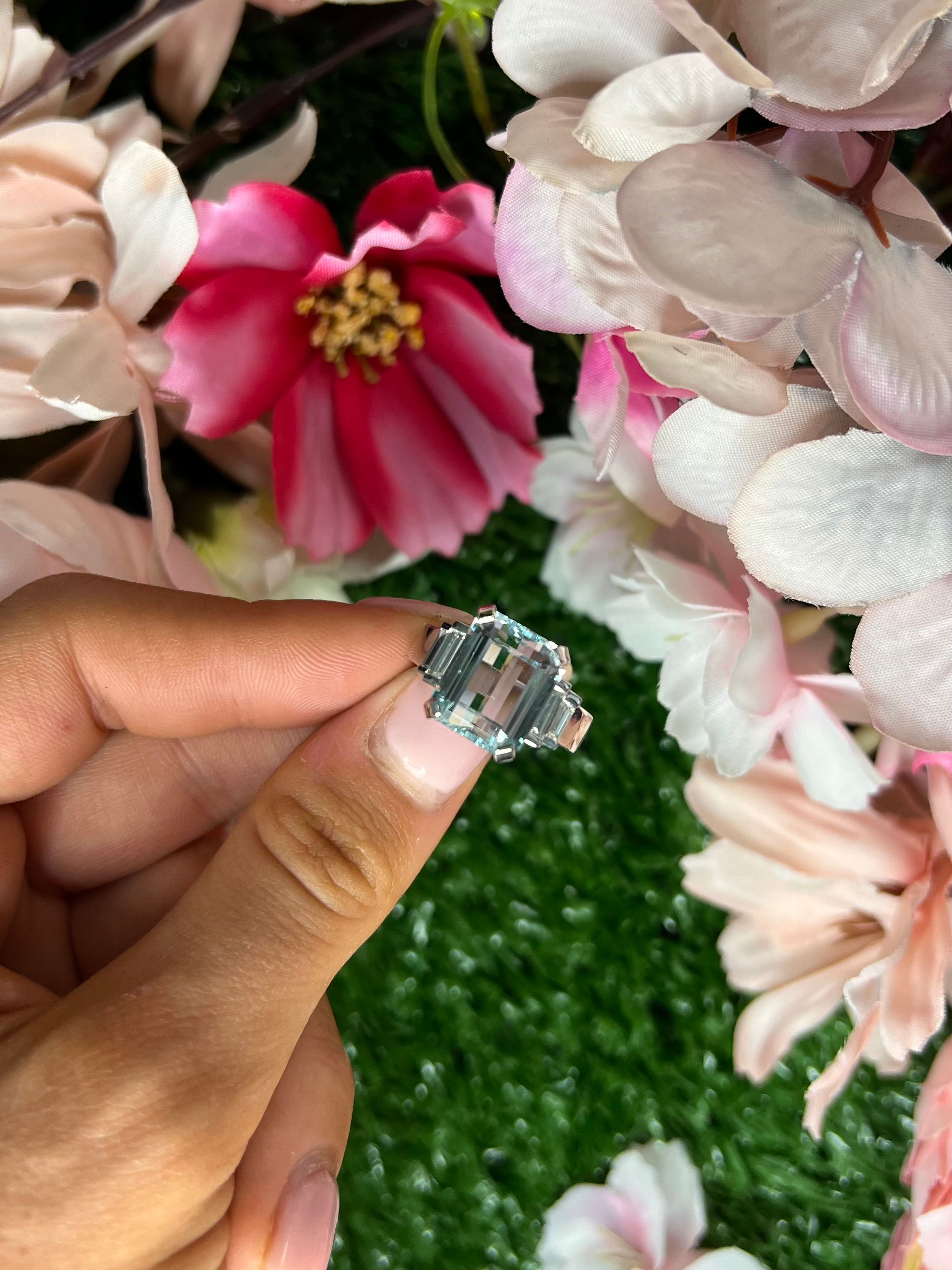 18 Carat White Gold Emerald Cut 5.75ct Aquamarine & Diamond Dress Ring