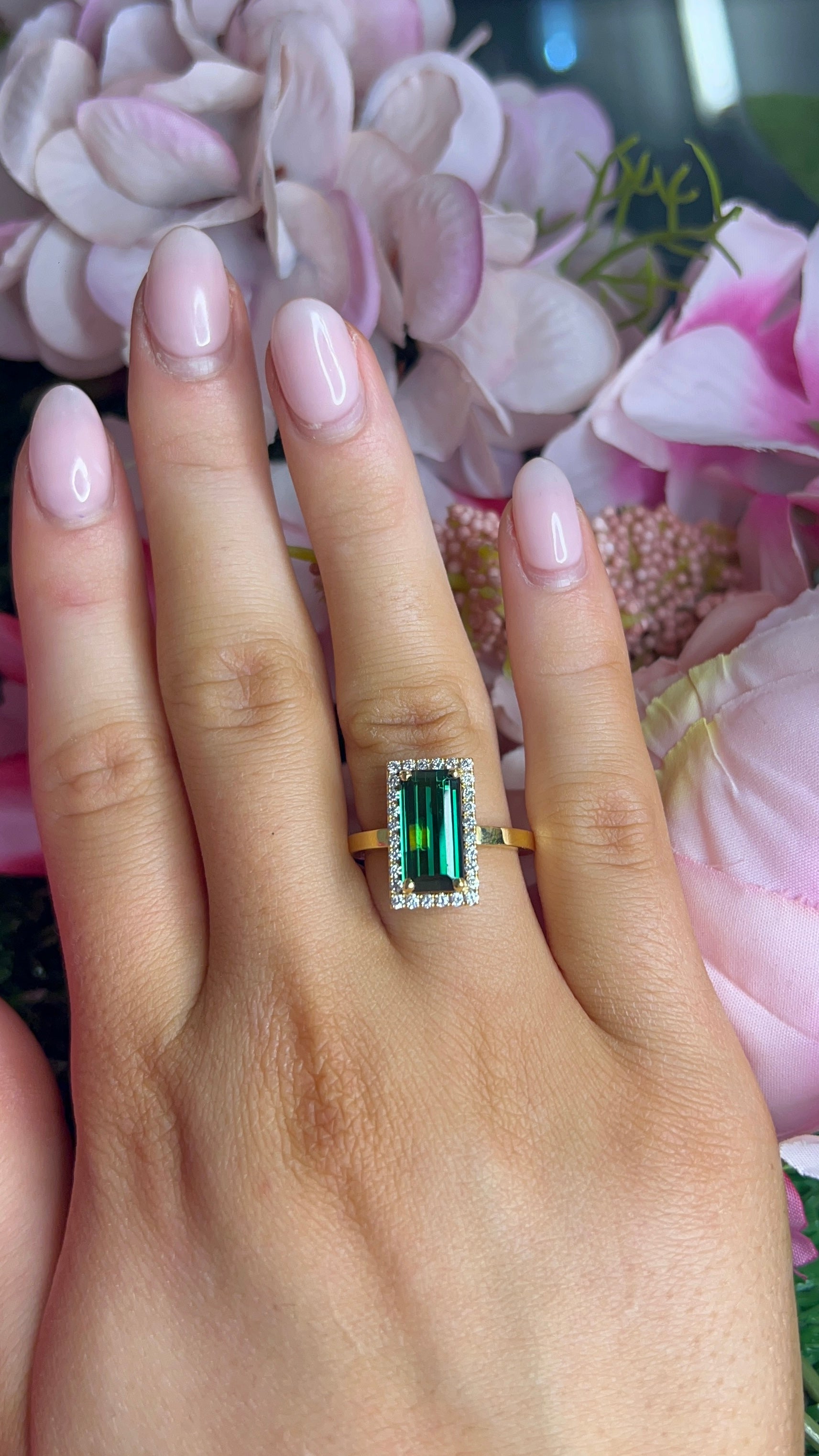 18 Carat Yellow Gold Green Tourmaline and Diamond Dress Ring