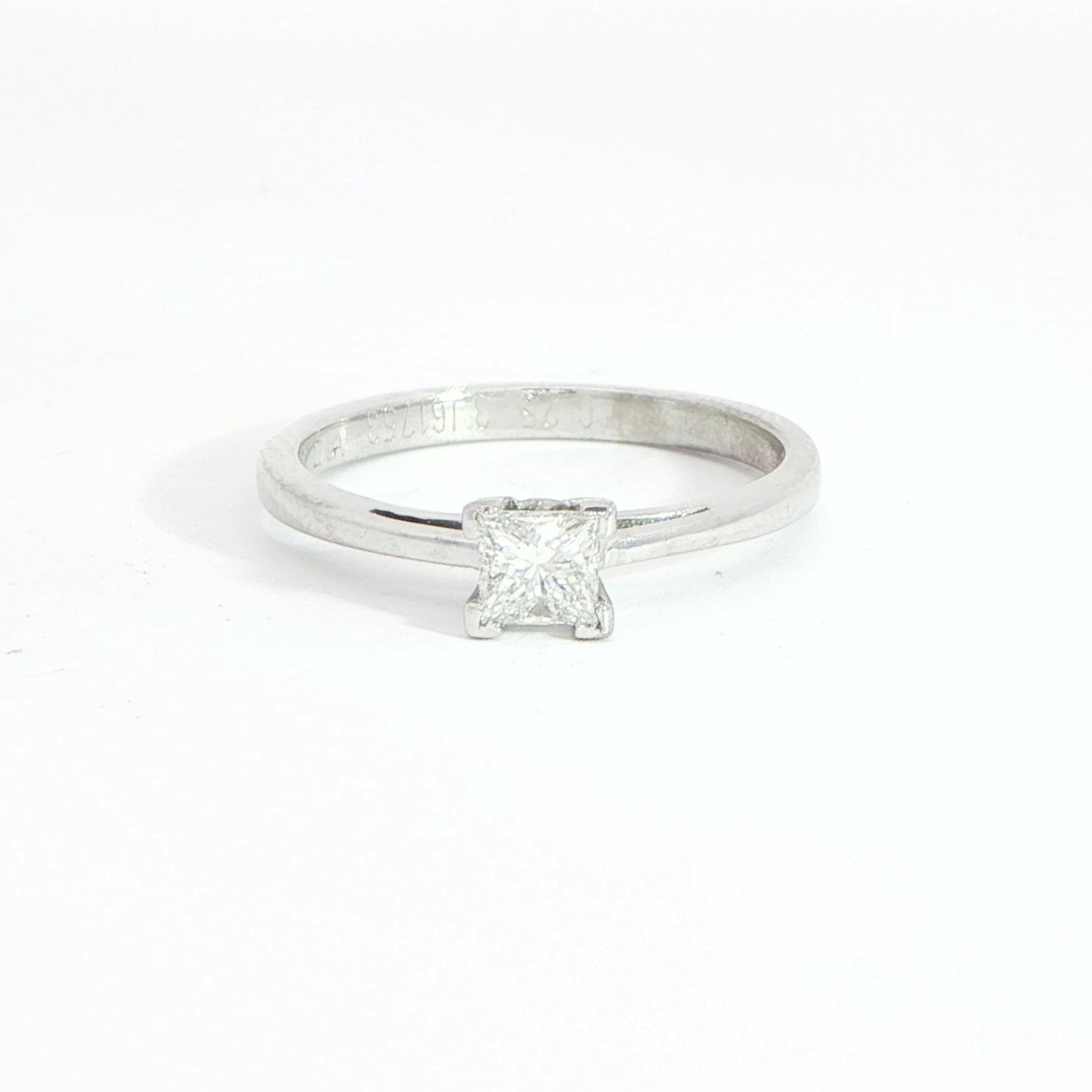 Platinum Diamond Solitaire 0.25ct