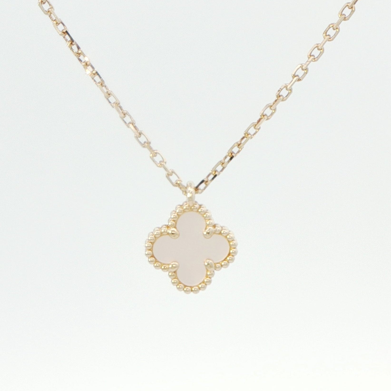 18 Carat Yellow Gold Sweet Alhambra Pendant on Chain