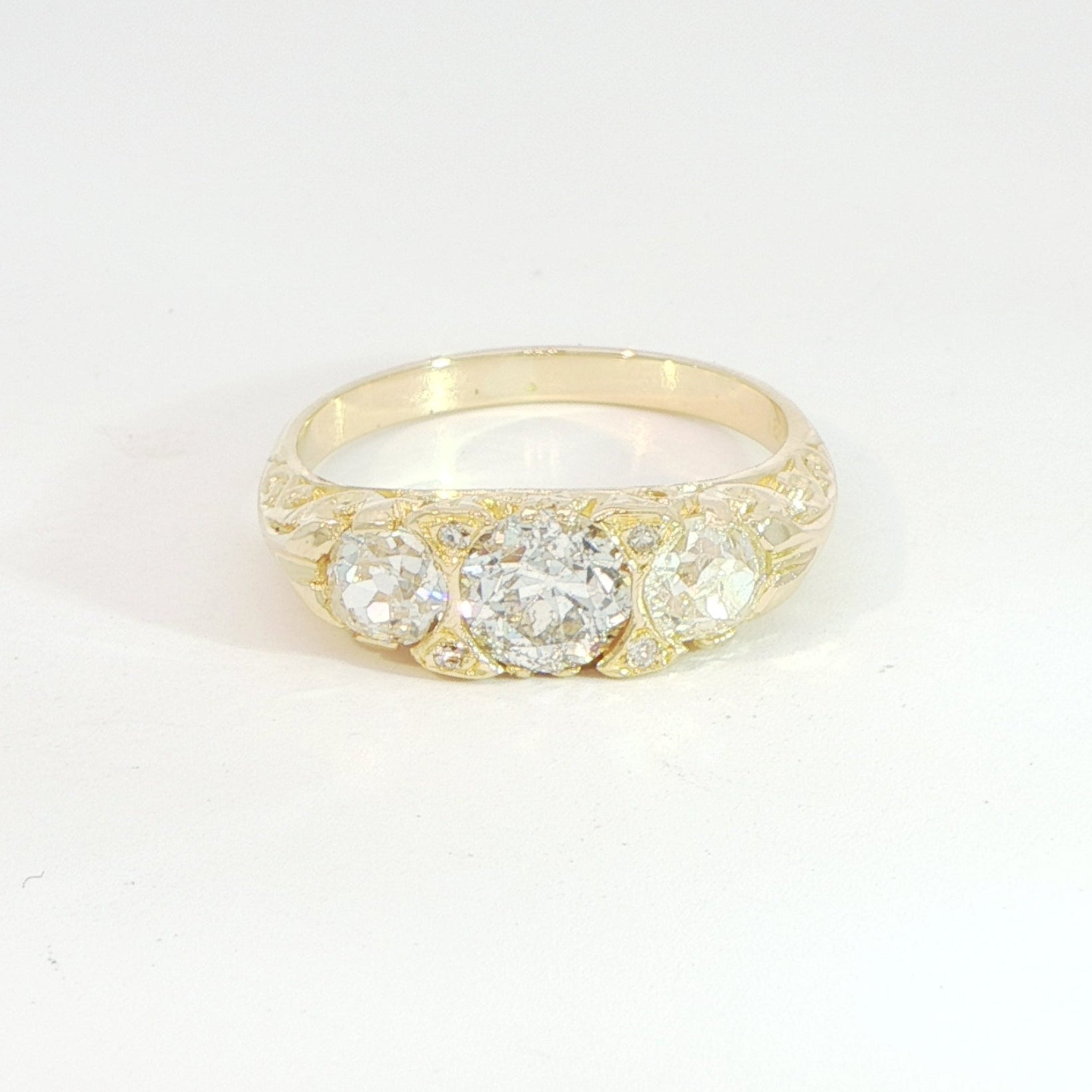 18 Carat Yellow Gold Old Cut Diamond Ring