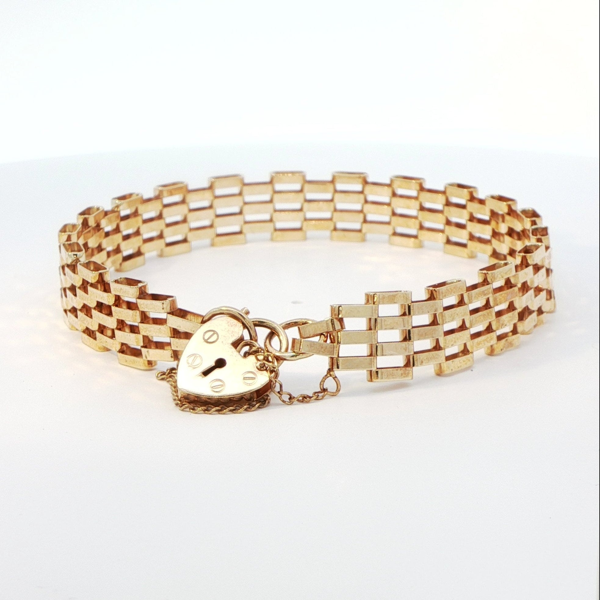 9 Carat Yellow Gold Gate Bracelet