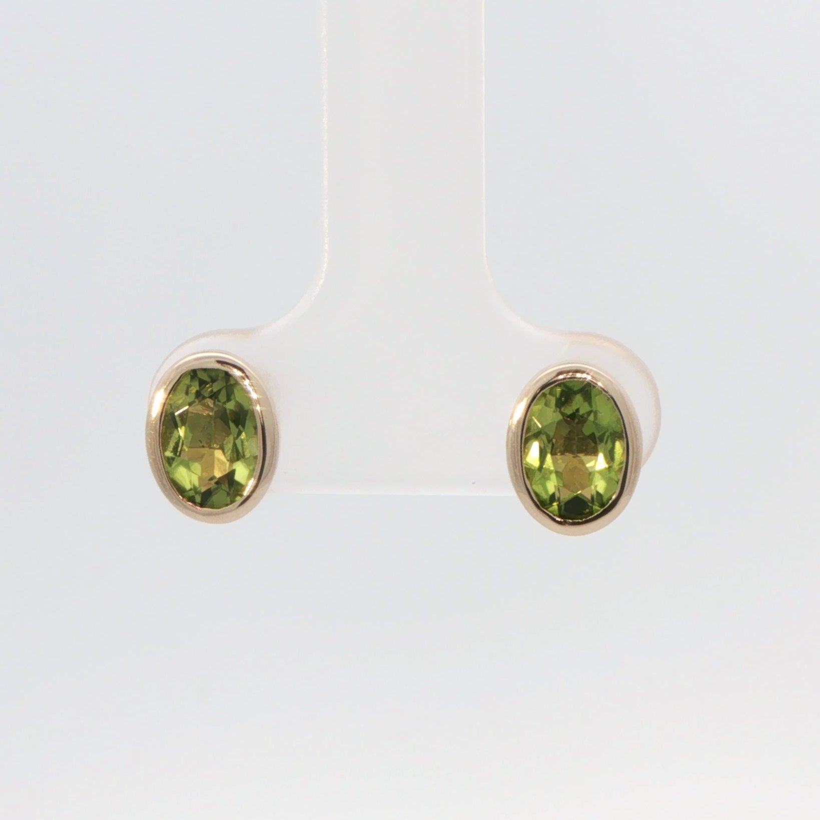 9 Carat Yellow Gold Peridot Stud Earrings