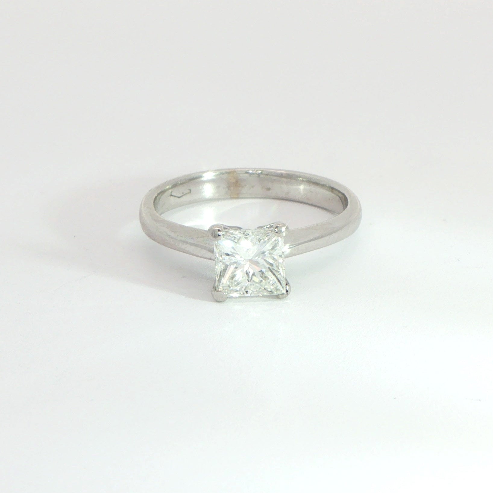 18 Carat White Gold Princess Cut Diamond Solitaire 0.50ct