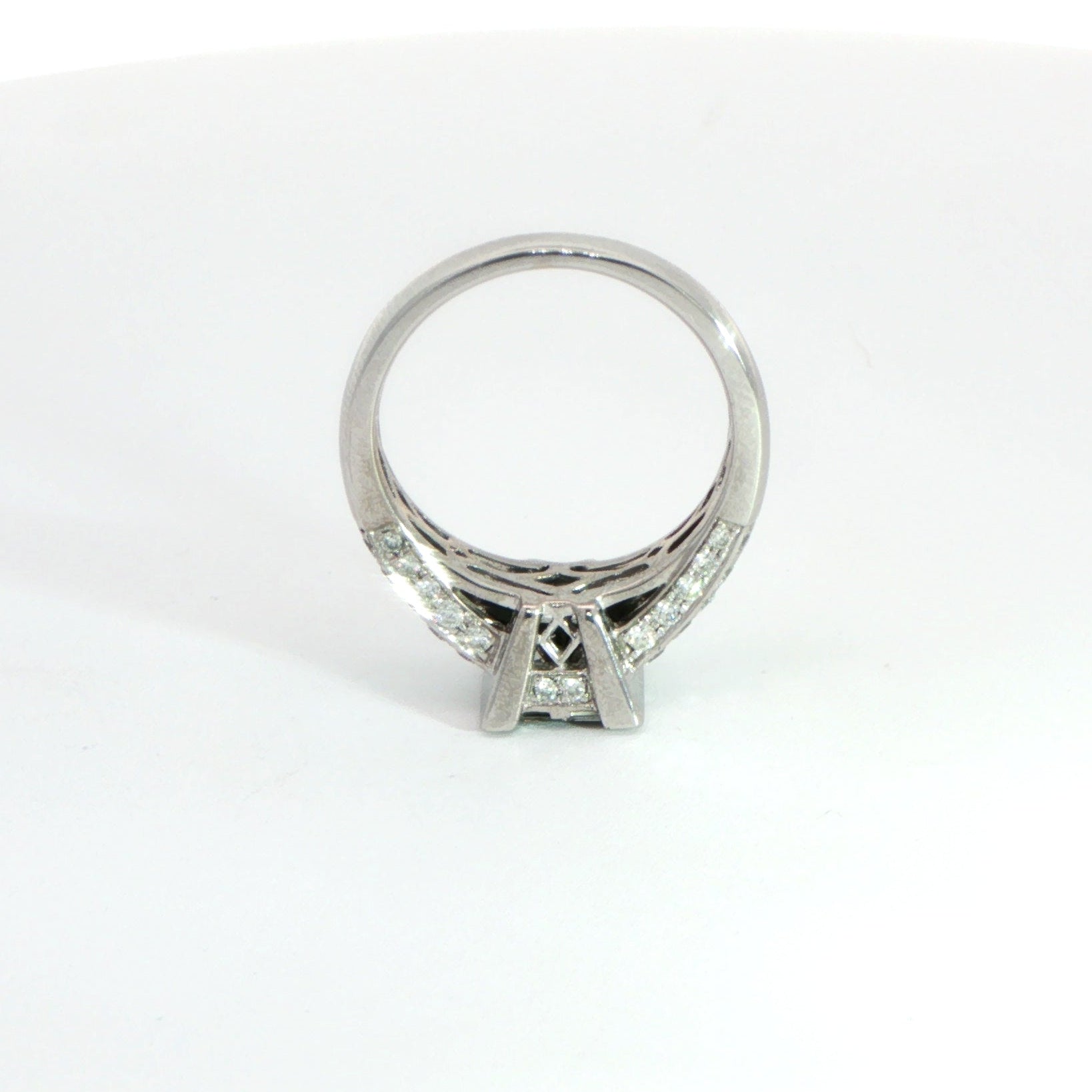 18 Carat White Gold Diamond Ring 1.10ct