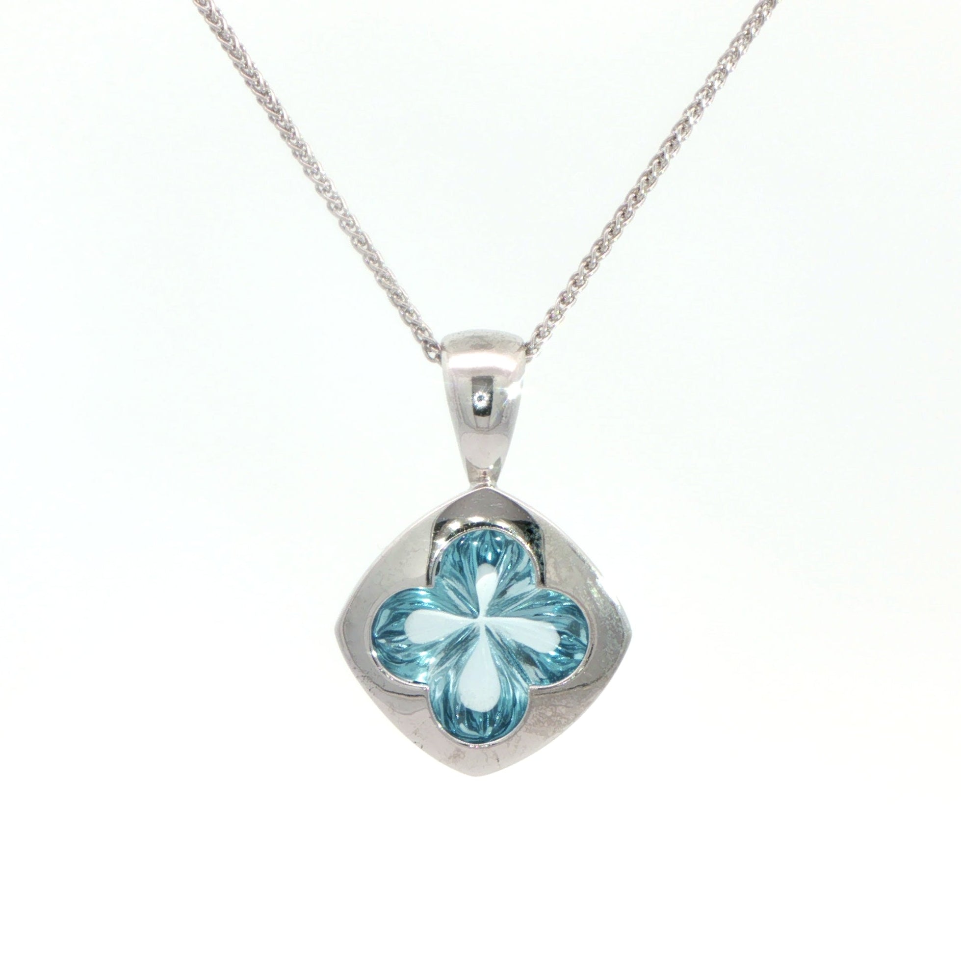 18 Carat White Gold Aquamarine Pendant on Chain