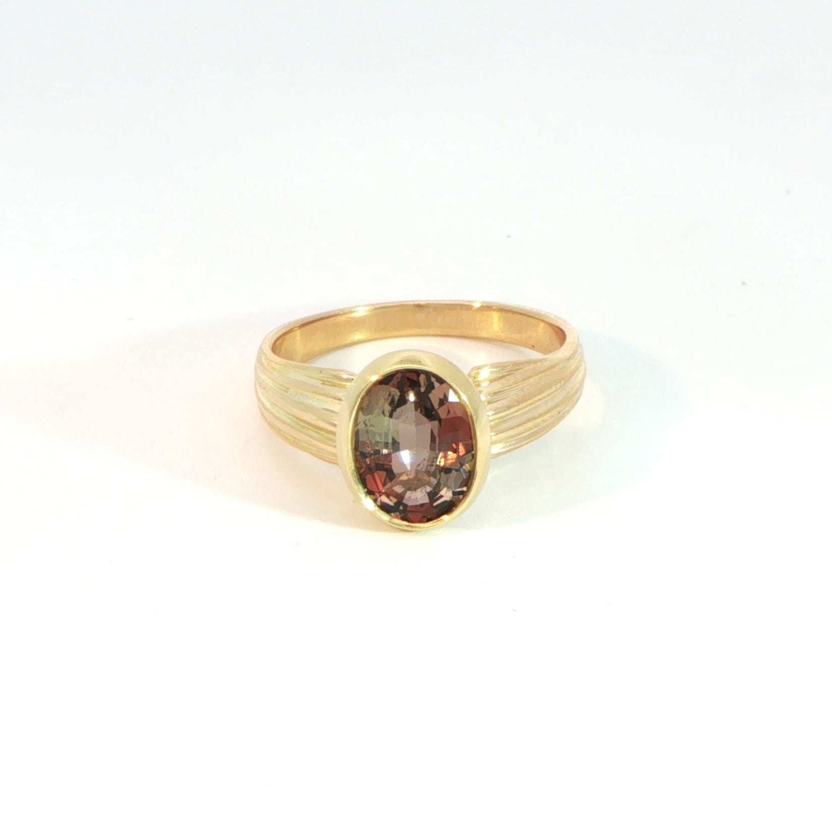 18 Carat Yellow Gold Andalusite Ring