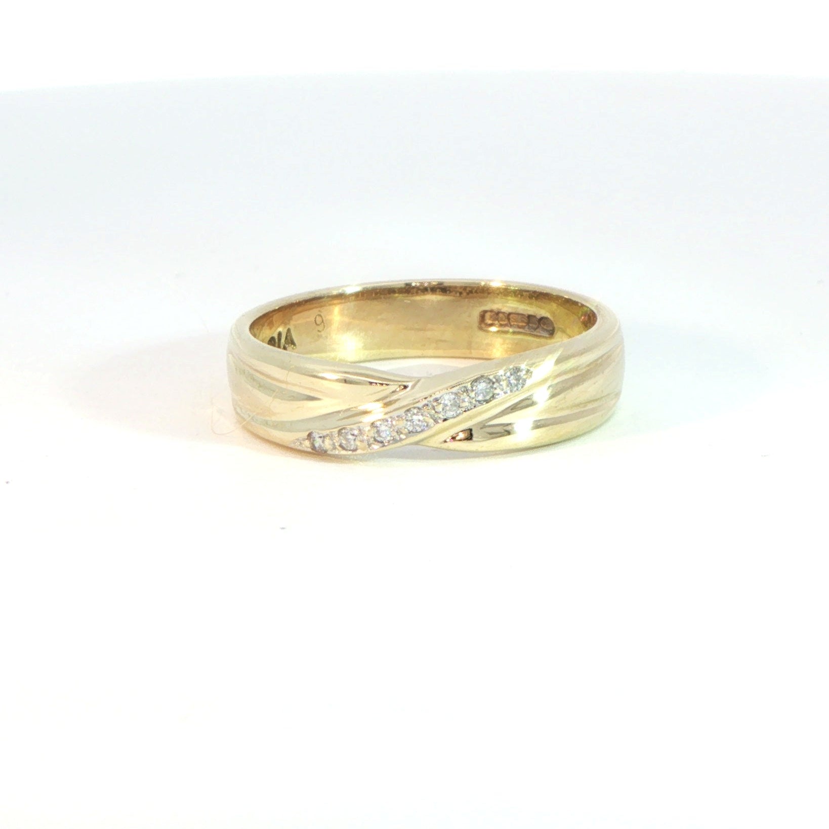 9 Carat Yellow Gold Diamond Crossover Band Ring