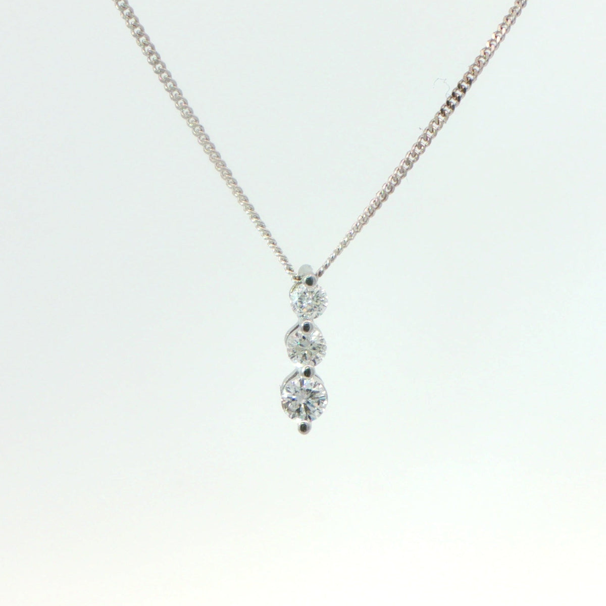 18 Carat White Gold Diamond Drop Pendant 0.33ct on Chain