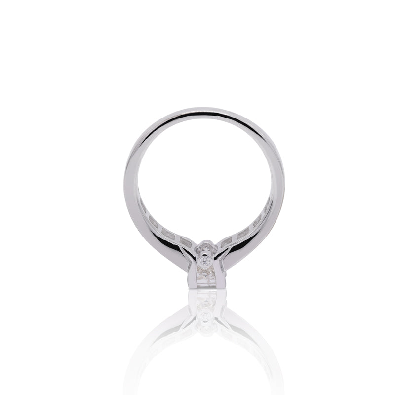 18 Carat White Gold Princess & Baguette Cut Diamond Ring