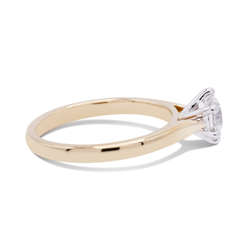 18 Carat Yellow Gold Round Brilliant Cut 0.70ct Diamond Solitaire Ring