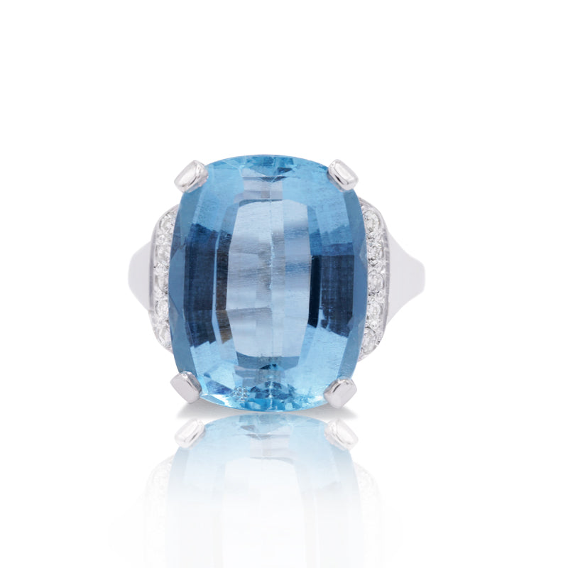 18 Carat White Gold Cushion Cut 14.00ct Aquamarine & Diamond Dress Ring