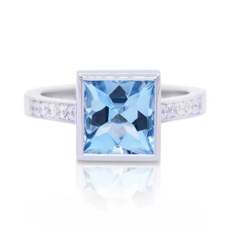 18 Carat White Gold Princess Cut Aquamarine & Diamond Ring