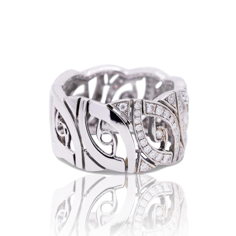 18 Carat White Gold Diamond Dress Ring