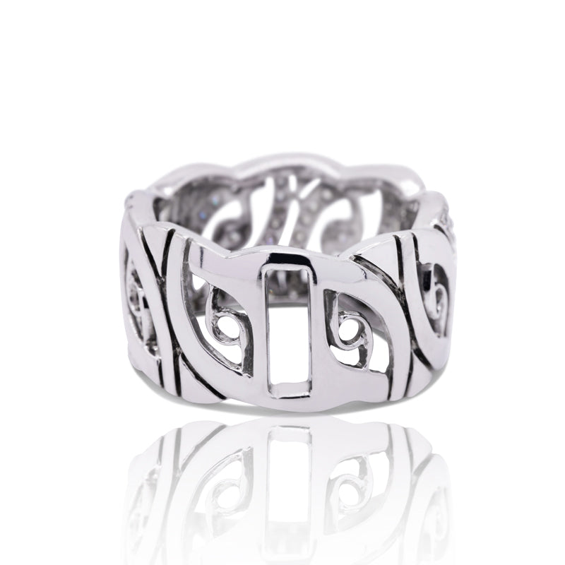 18 Carat White Gold Diamond Dress Ring