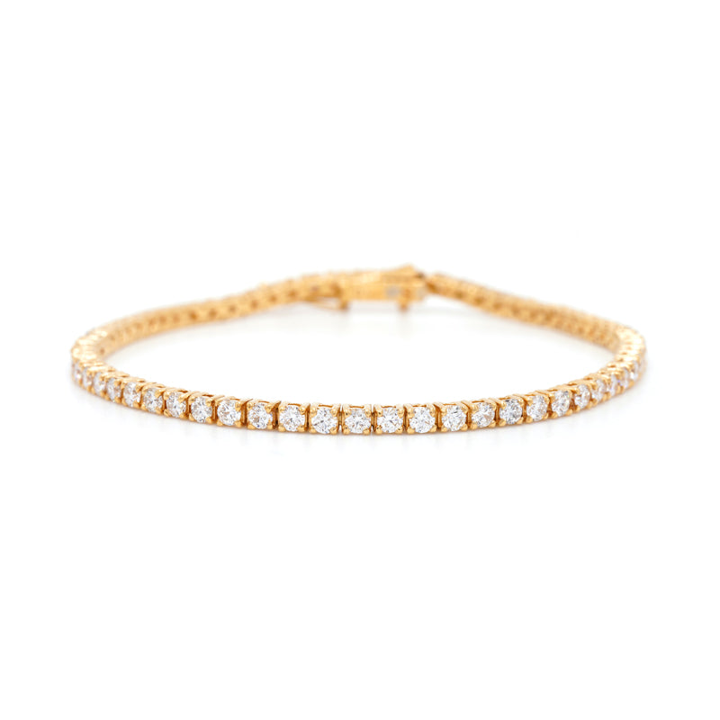 Exquisite 18 Carat Yellow Gold Diamond Line Bracelet – 2.89ct