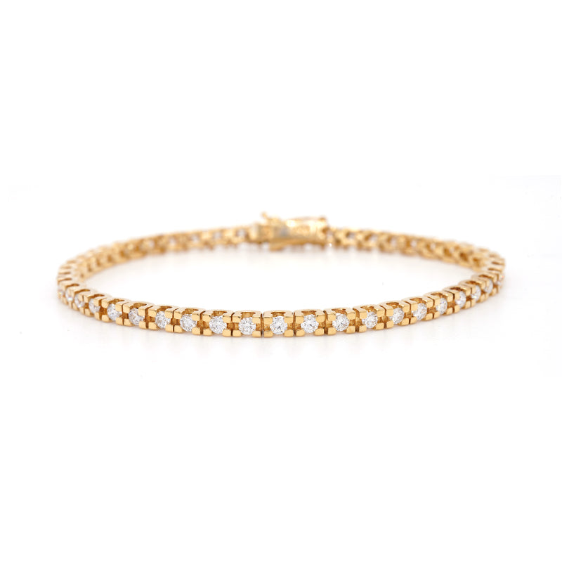 Elegant 18 Carat Yellow Gold Diamond Line Bracelet – 2.12ct