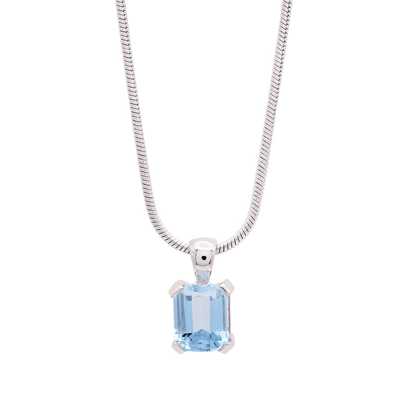 18 Carat White Gold Aquamarine Pendant on Chain