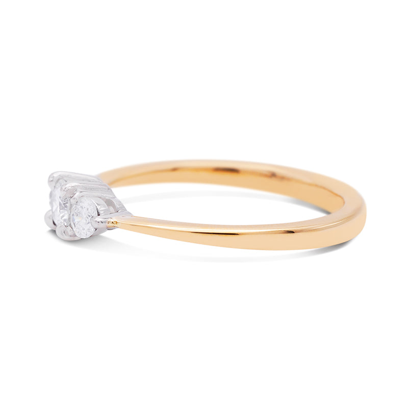 18 Carat Yellow Gold Trilogy Diamond Ring