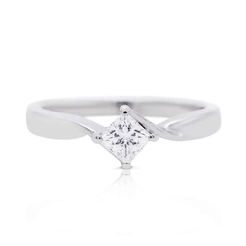 Platinum Diamond Crossover Forever Ring