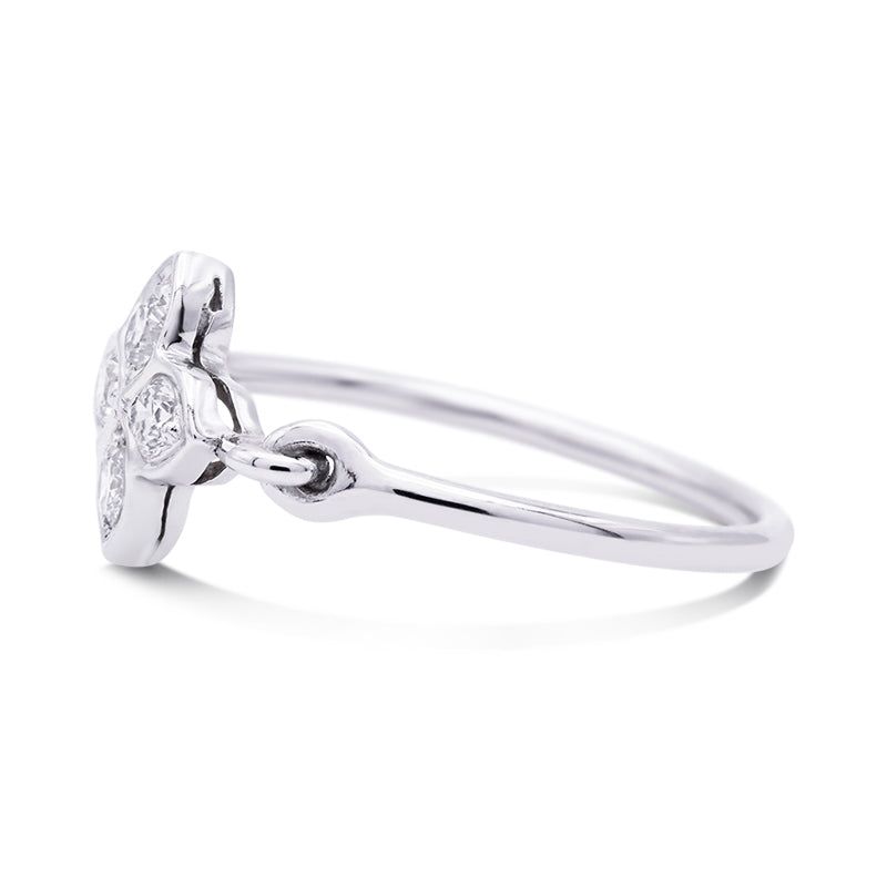 18 Carat White Gold Diamond Ring