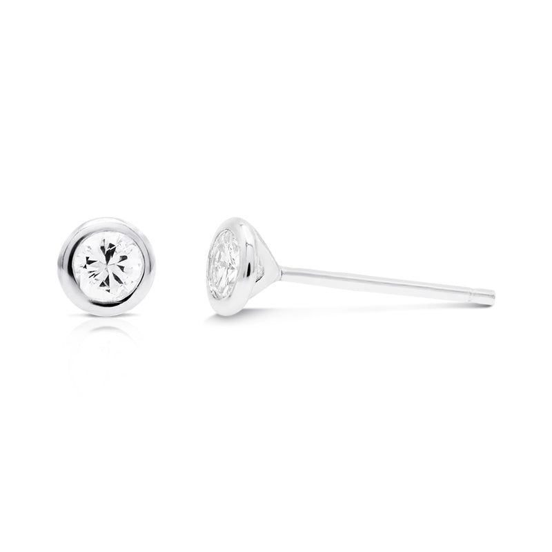 18 Carat White Gold Stud Earrings