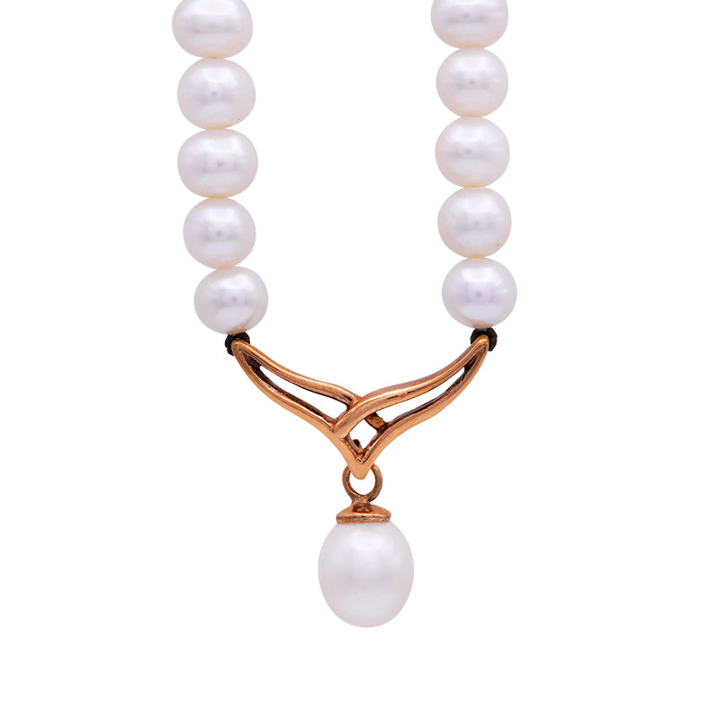9 Carat Yellow Gold Freshwater Pearl Necklace