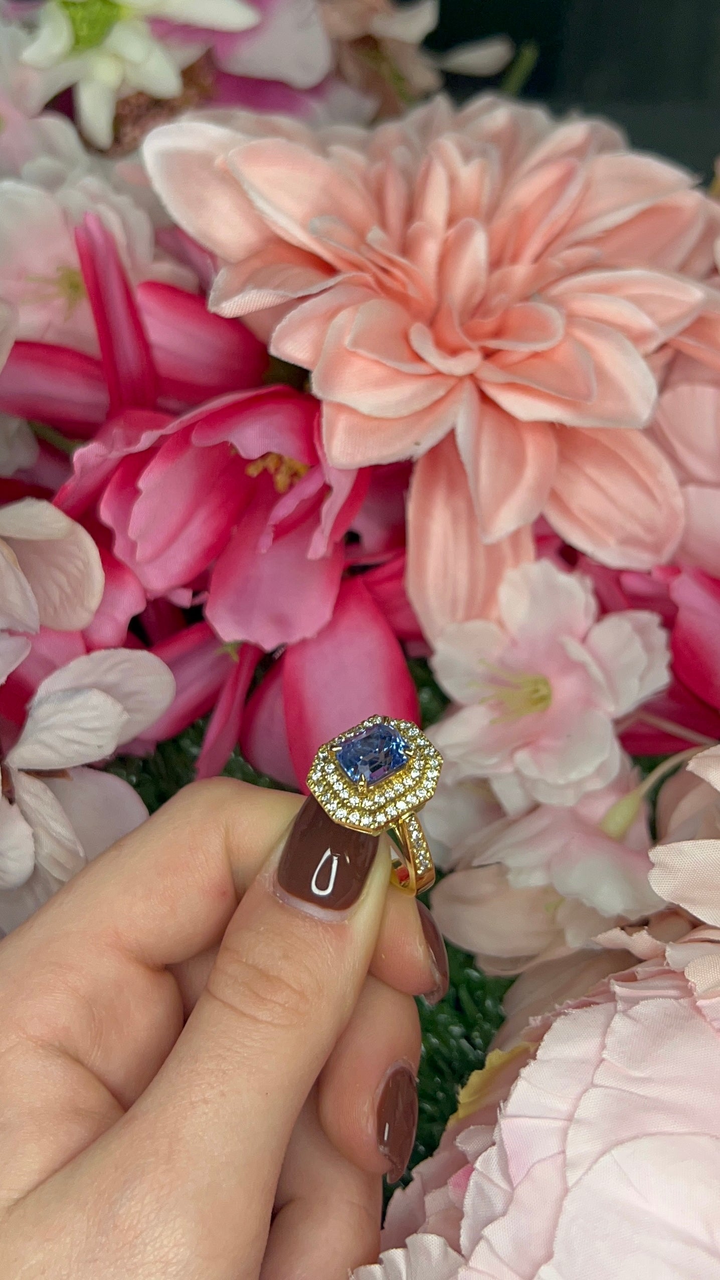 18 Carat Yellow Gold Sapphire and Diamond Dress Ring