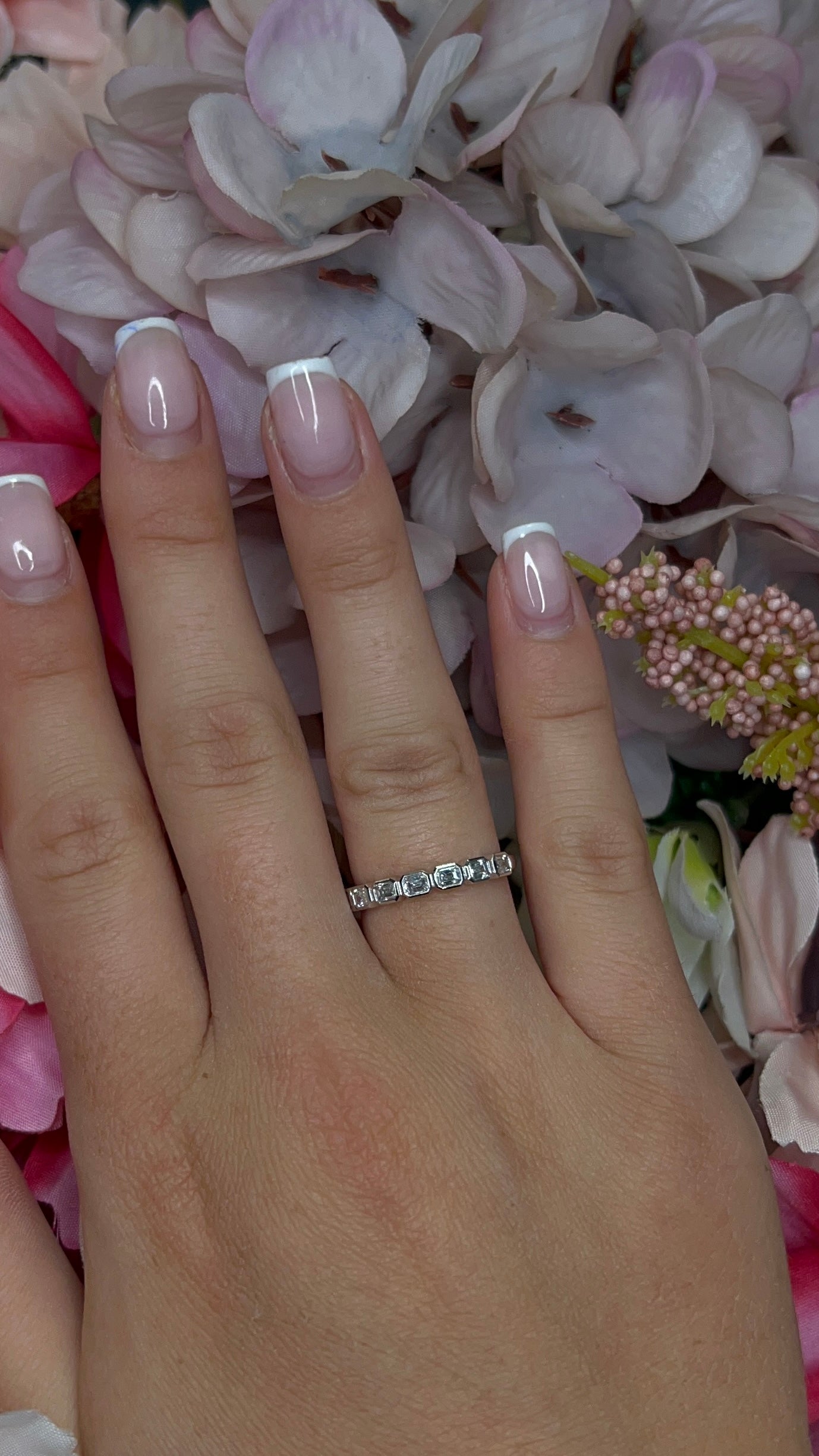 18 Carat White Gold Emerald Cut Diamond Ring