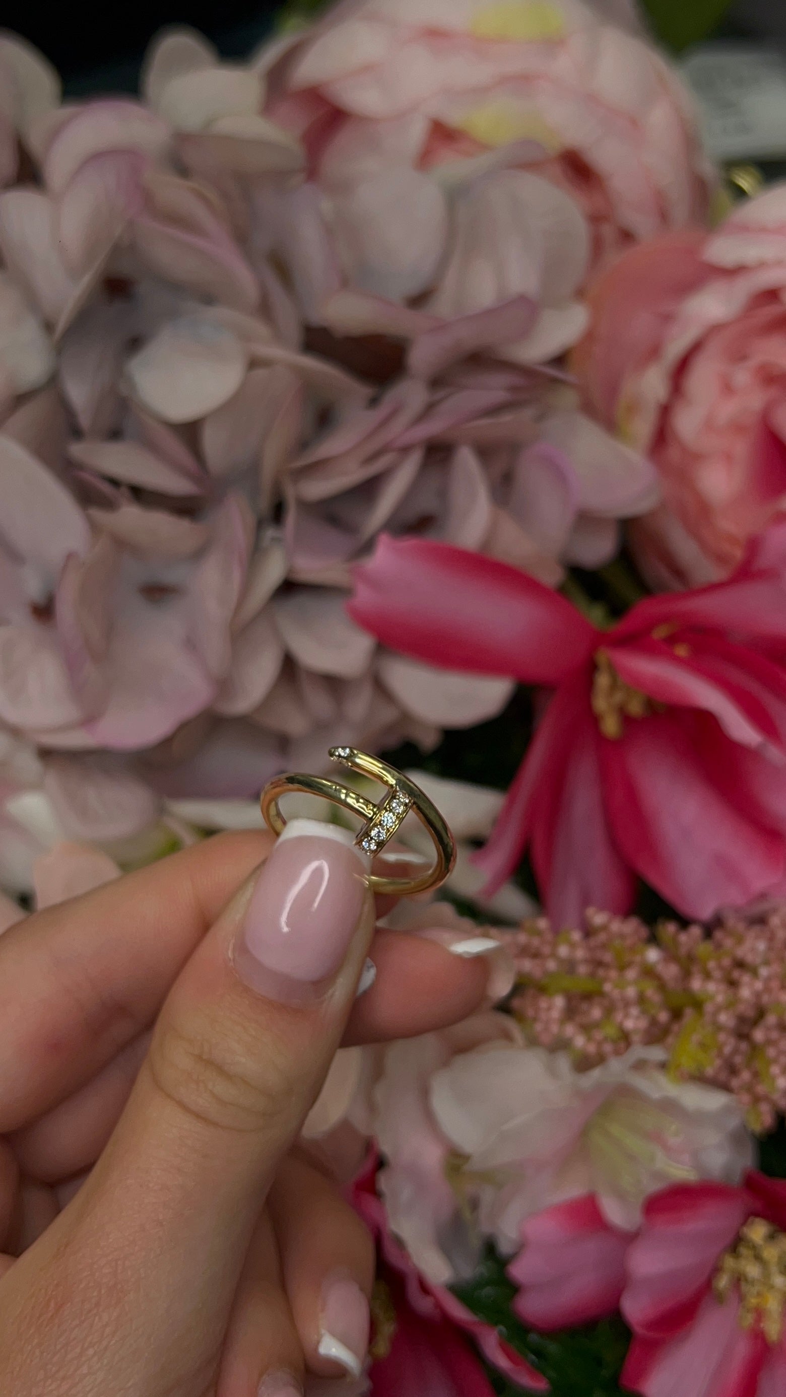 9 Carat Yellow Gold Diamond 'Nail'  Ring