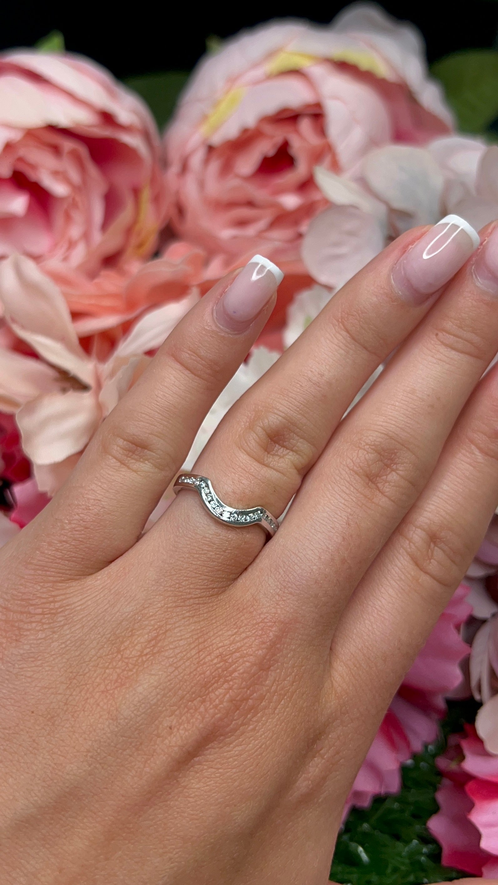 9 Carat White Gold Diamond Shaped Half Eternity Ring