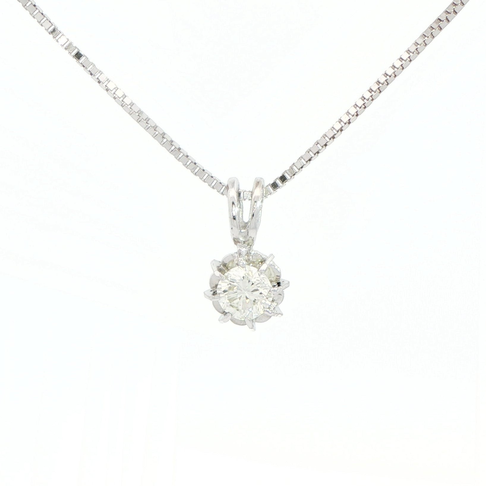 18 Carat White Gold Diamond Pendant on Chain