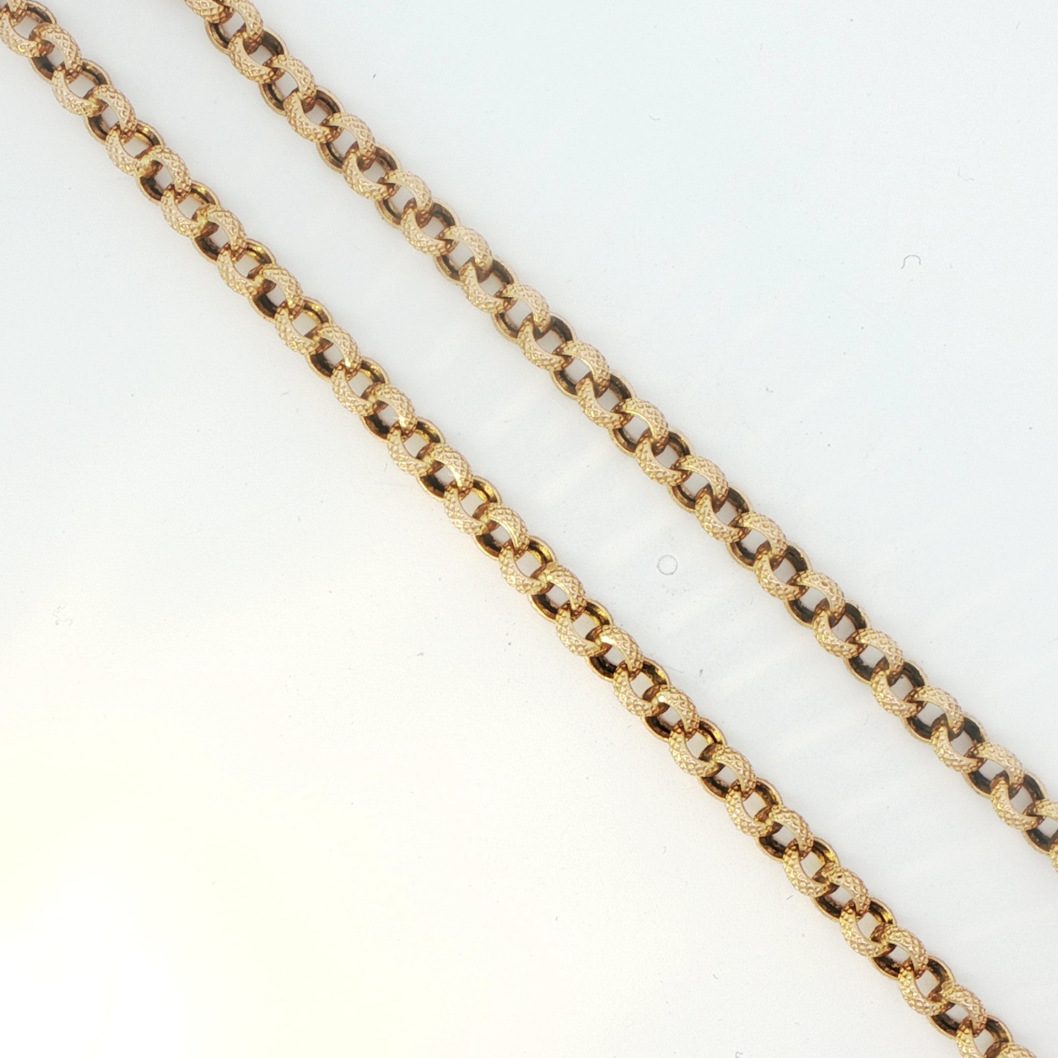 9 Carat Yellow Gold Textured Belcher Chain with T-Bar