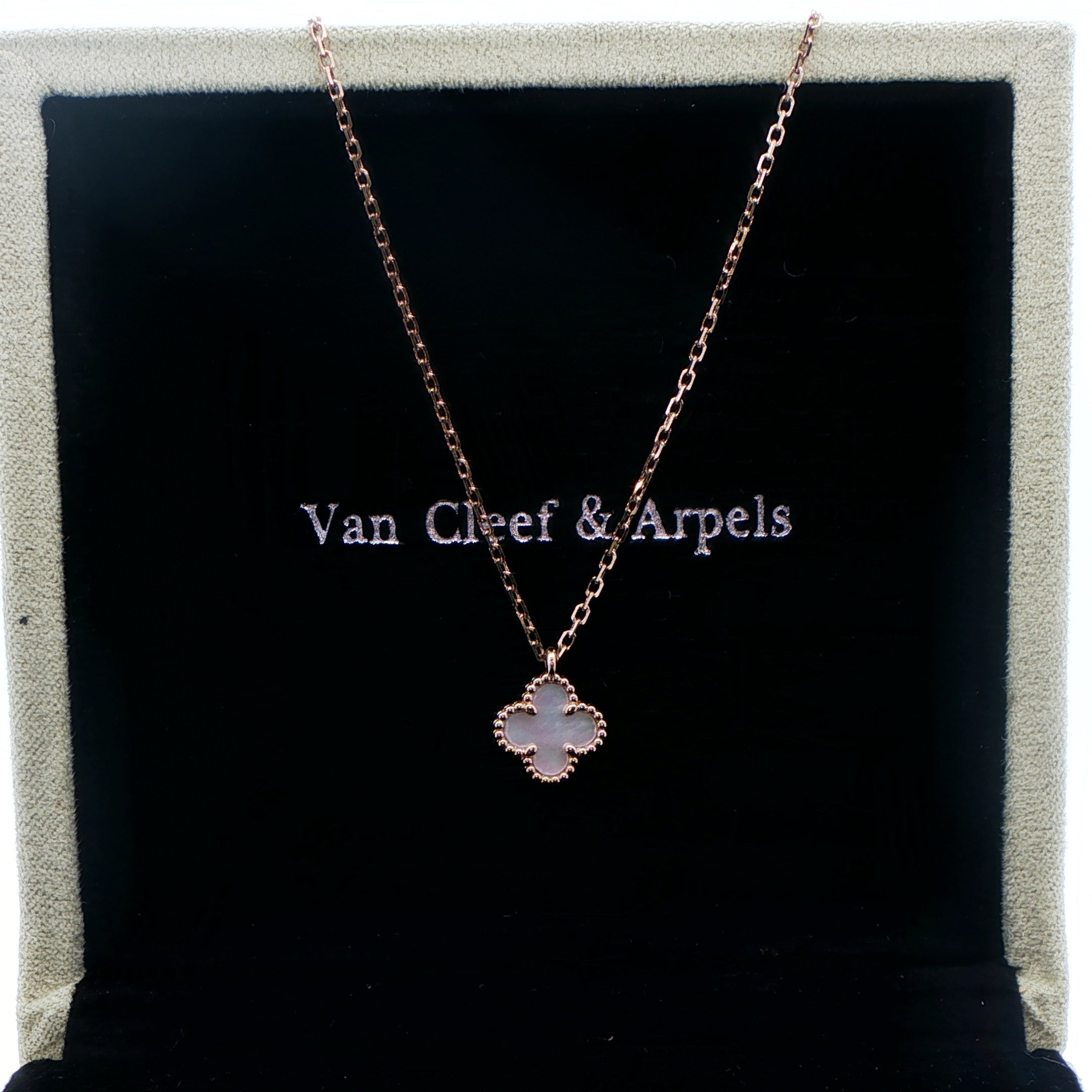 18 Carat Yellow Gold Sweet Alhambra Pendant on Chain