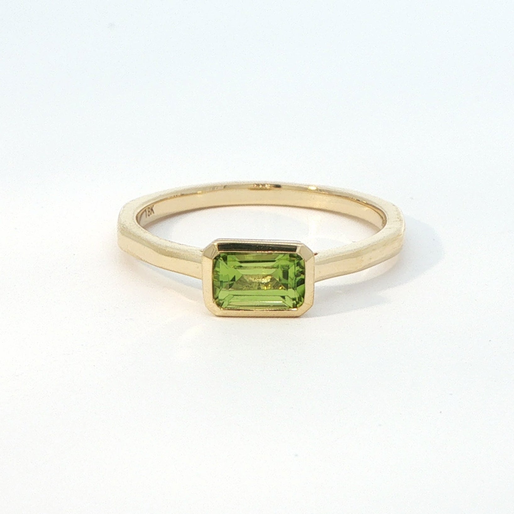 18 Carat Yellow Gold Emerald Cut Peridot Ring